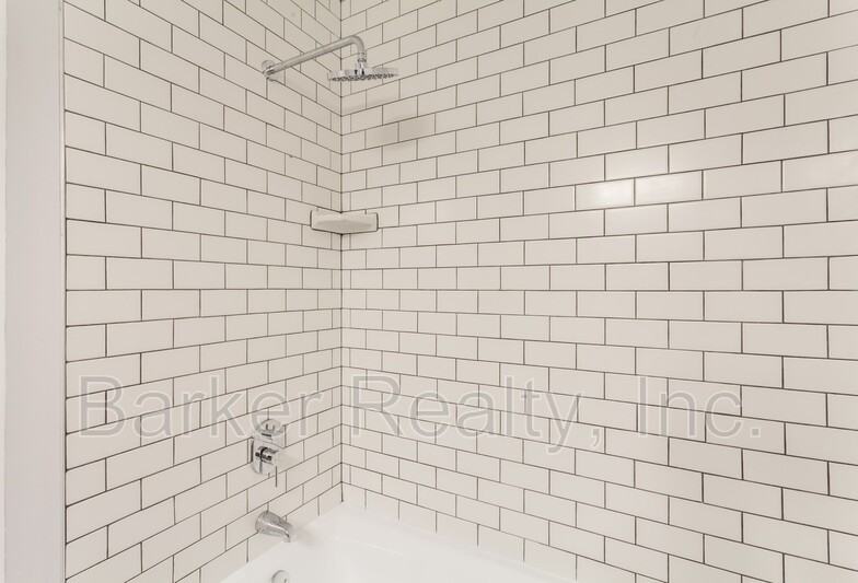 102 Bonnell Ct - Photo 6 of 7