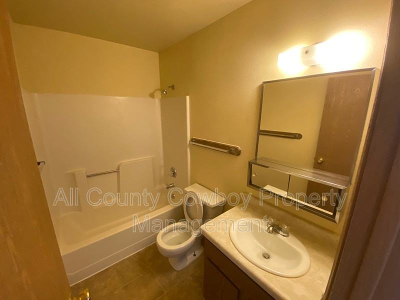 3338 Joanna Brunner Dr #C7 - Photo 4 of 8