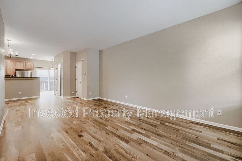 3939 W 118th Pl - Photo 3 of 20
