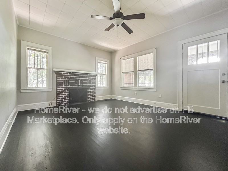 811 Broxton St - Photo 3 of 22