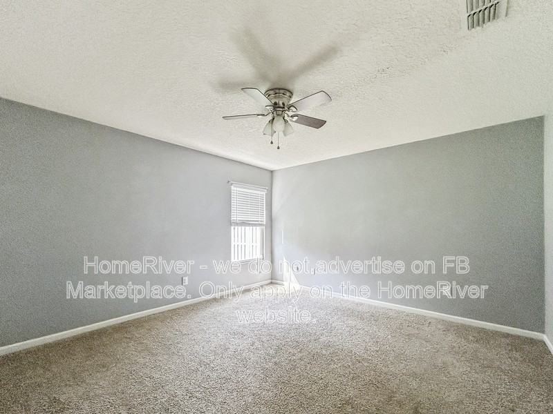 2219 Sotterley Ln - Photo 6 of 20