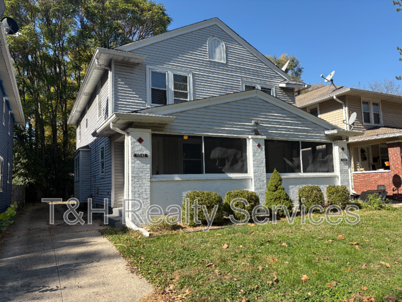 5542 N College Ave - Photo 4 of 23