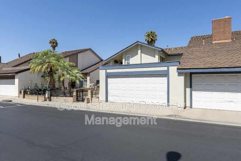 207 Los Padres Ln - Photo 2 of 50