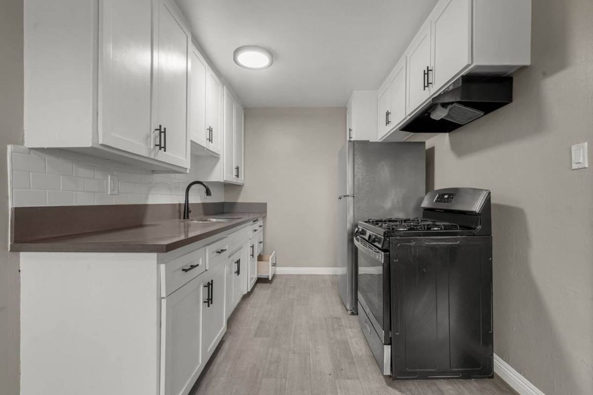 4036 Gelber Pl #7A - Photo 2 of 10