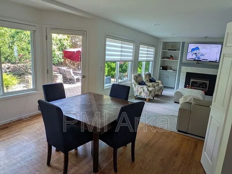1801 231st Ave Ne - Photo 4 of 17