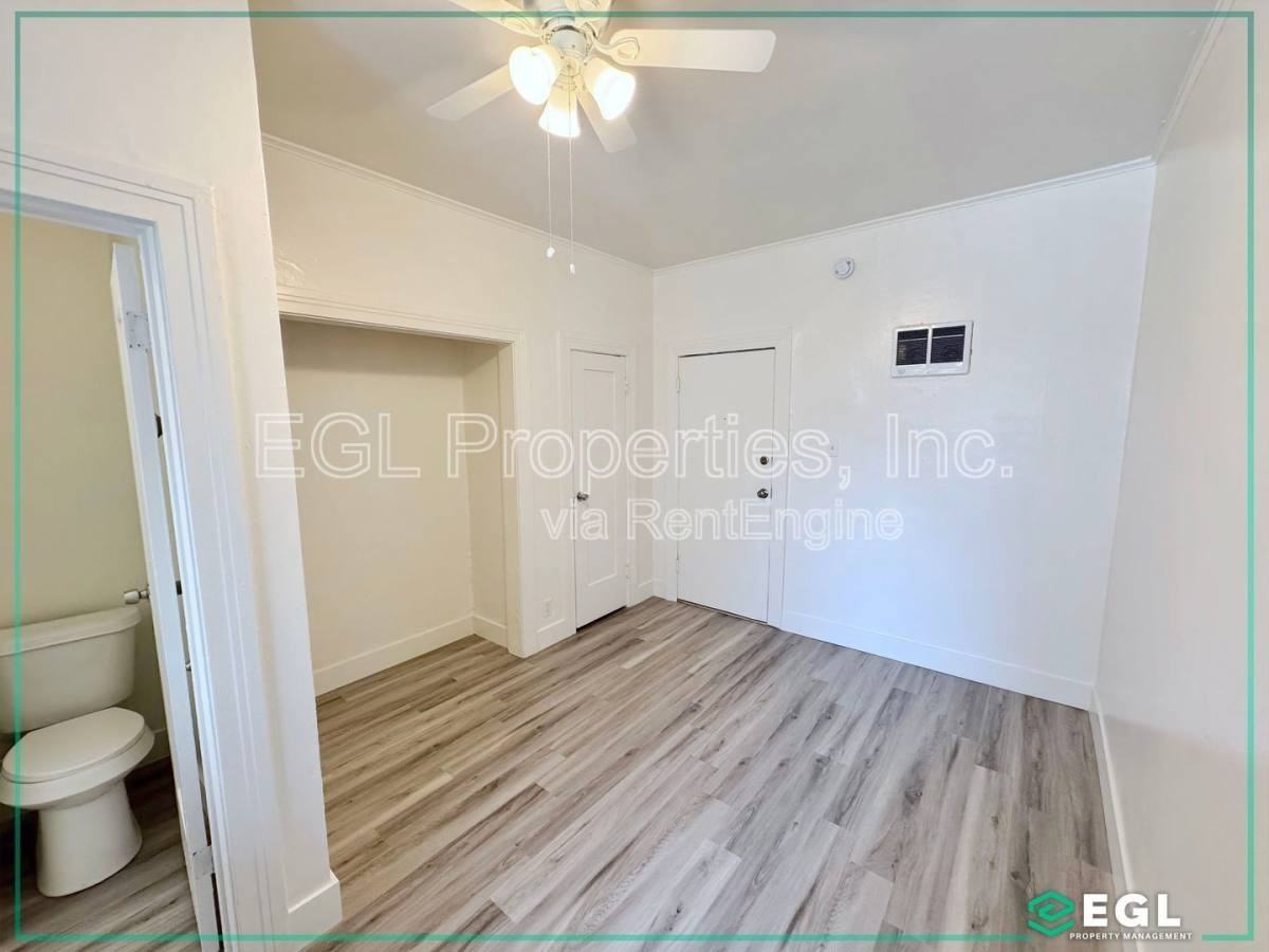 144 N New Hampshire Ave #3 - Photo 4 of 9