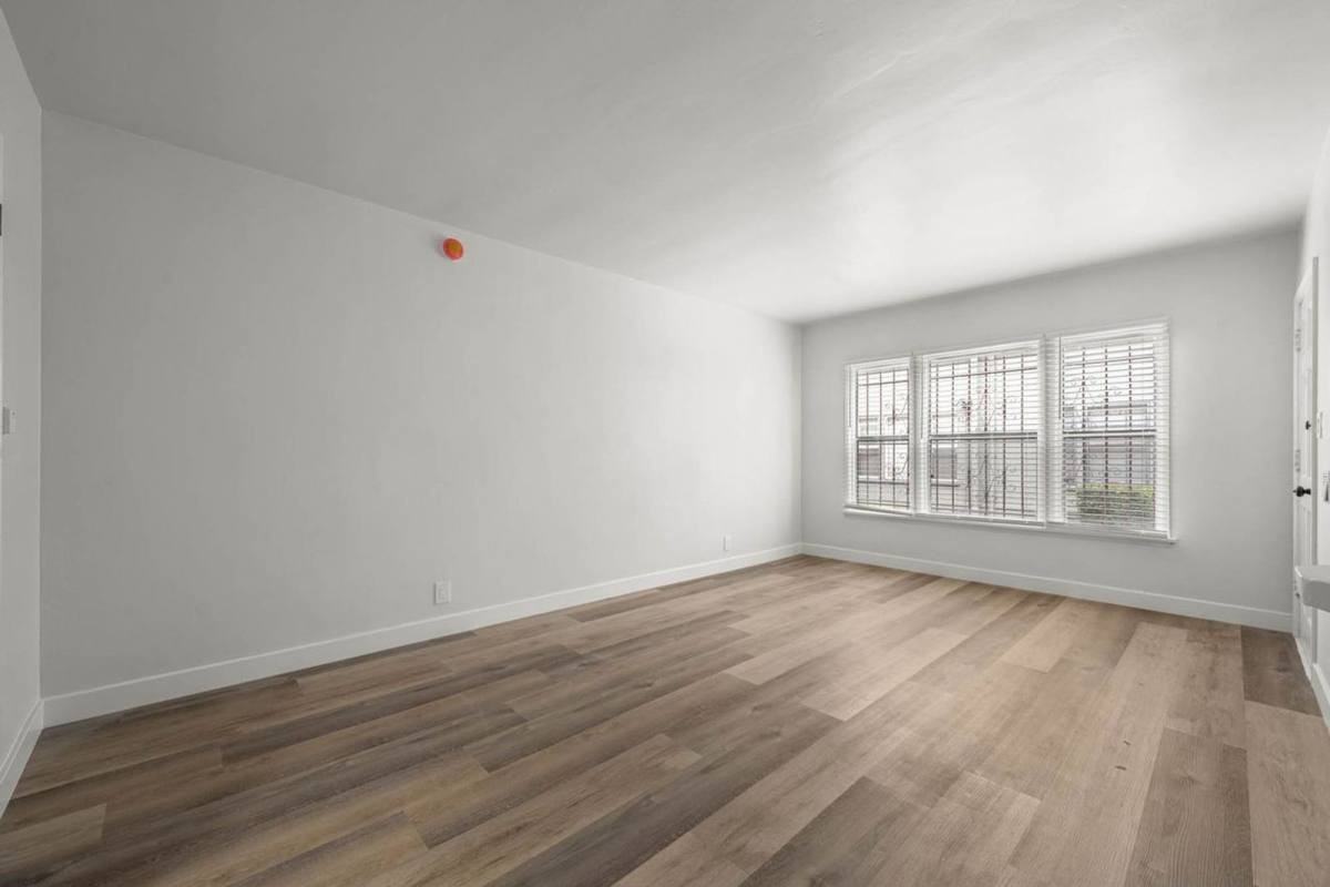 4282 Leimert Blvd #A - Photo 4 of 10