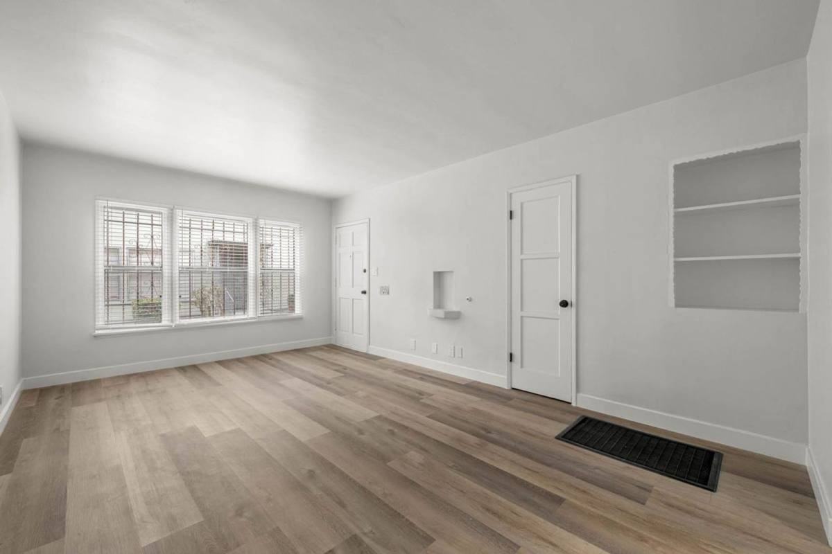 4282 Leimert Blvd #A - Photo 7 of 10