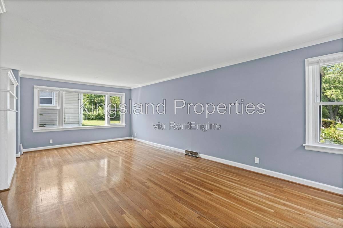 1140 Nectar Dr - Photo 3 of 10