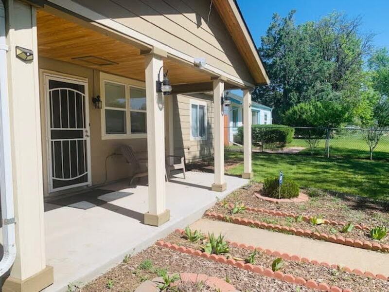 1121 Alton St - Photo 3 of 31