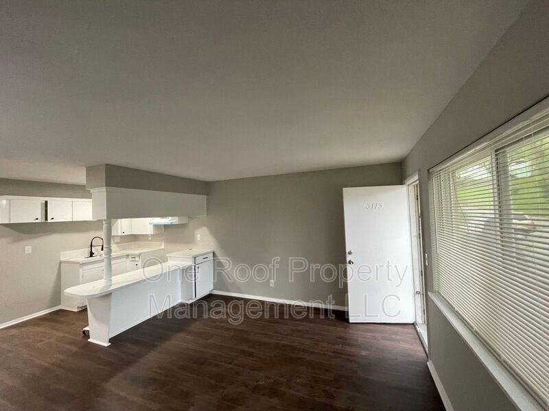 3113 Barnett Ave #B - Photo 5 of 8