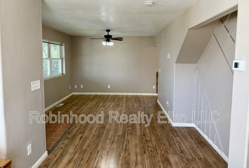 187 B St - Photo 6 of 35