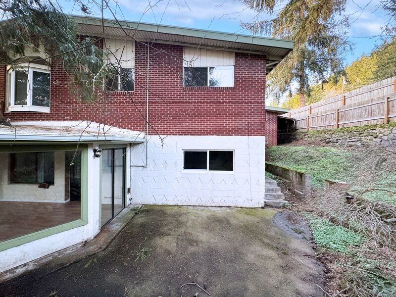 1180 E 37th Ave - Photo 6 of 50