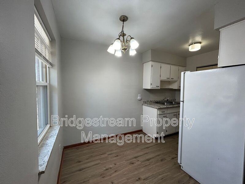 226 E Nottingham Rd #C - Photo 3 of 7