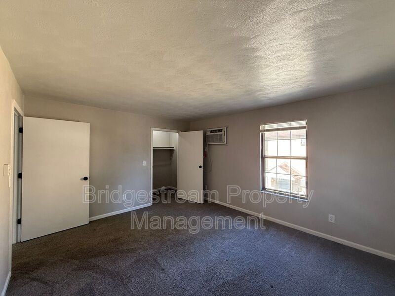 155 Forest St - Photo 6 of 10