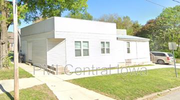 featured image of 1701 E Walnut St