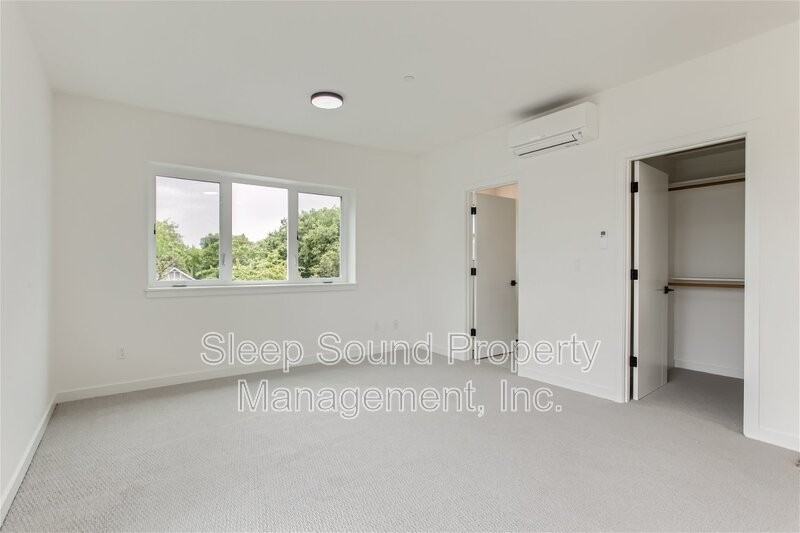 2135 Se 12th Ave - Photo 6 of 27