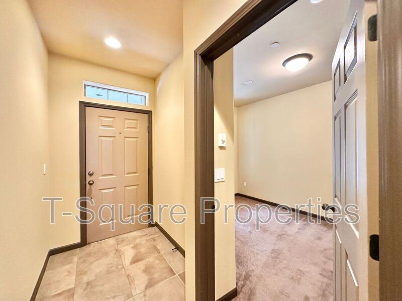 9505 Ne 180th St #102 - Photo 2 of 22