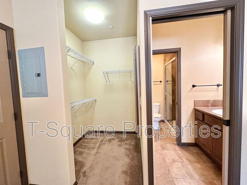 9505 Ne 180th St #102 - Photo 6 of 22