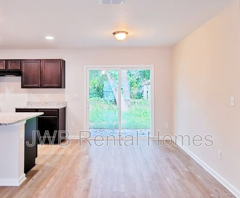 4030 Spring Glen Rd - Photo 4 of 11
