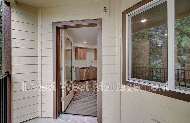 404 Neavenue #106 - Photo 5 of 8