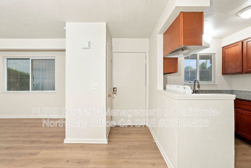 311 Jesse Ray Pl - Photo 4 of 34