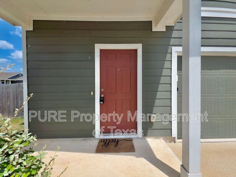 301 Freshwater Dr - Photo 2 of 26