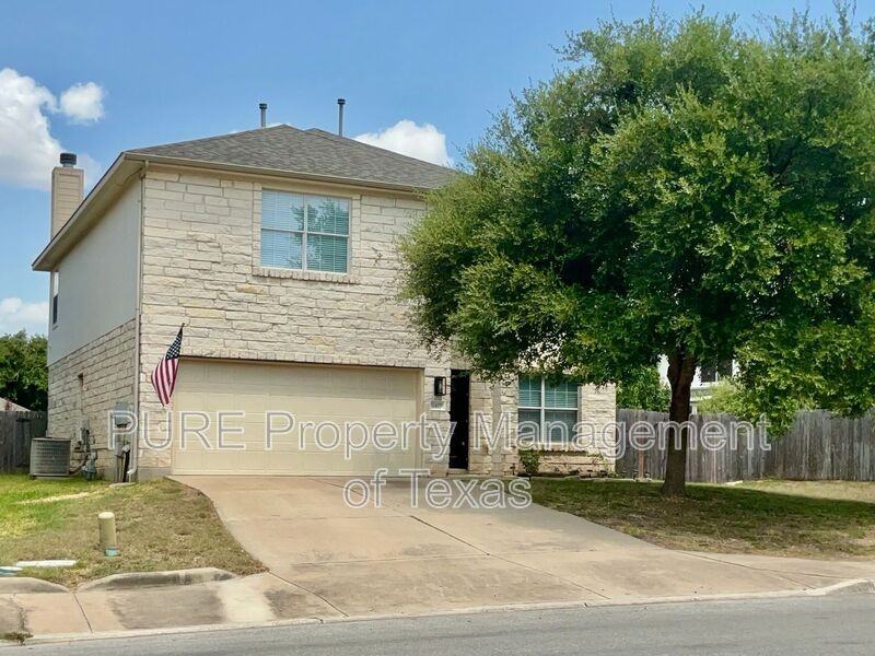 1405 Summercrest Blvd