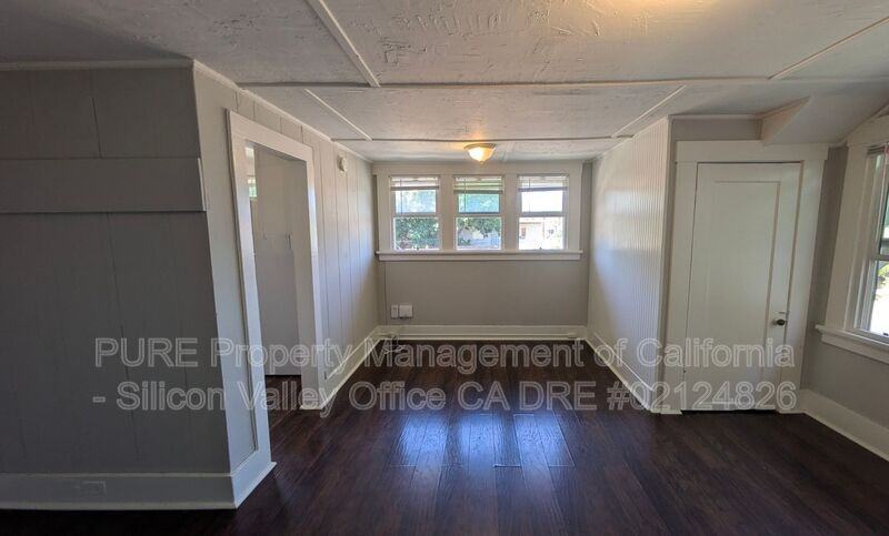 373 Richmond Ave #4 - Photo 7 of 16