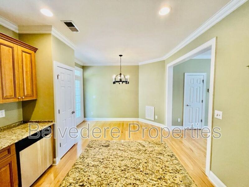 67 Rhododendron Dr - Photo 6 of 17