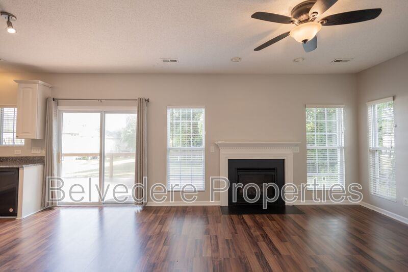 1922 Munn Cir - Photo 6 of 30