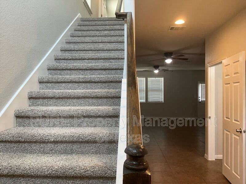 161 Nogalito Way - Photo 6 of 46