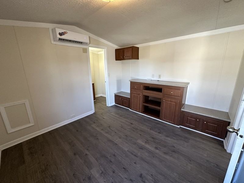 2440 Txn #304 - Photo 5 of 8