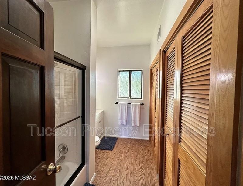570 S Main Ave - Photo 6 of 11