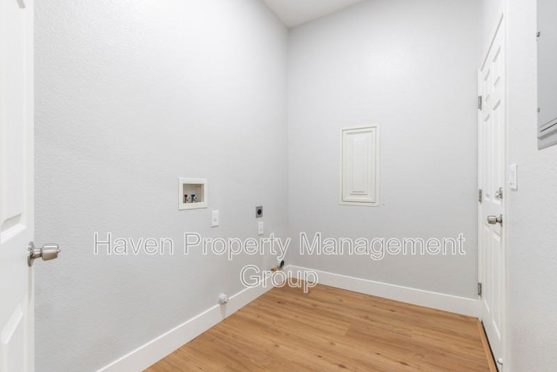 1659 Whispering Wind Dr - Photo 6 of 19