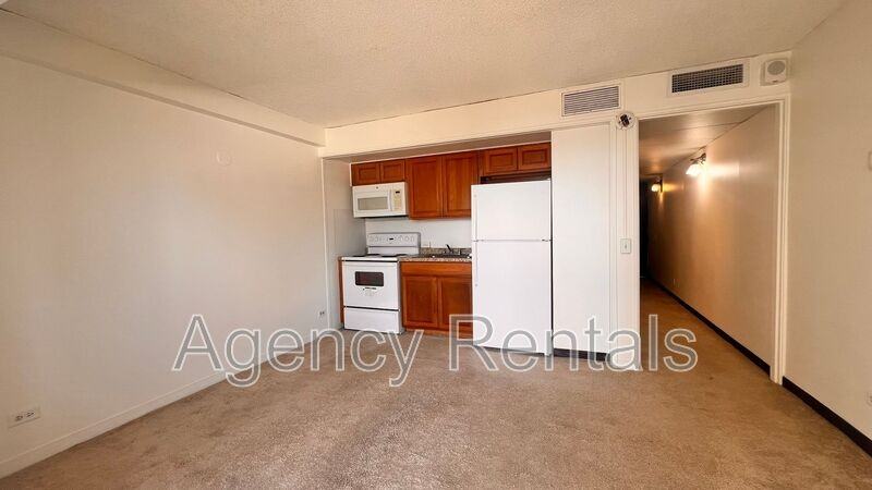 2440 Kuhio Ave - Photo 3 of 11