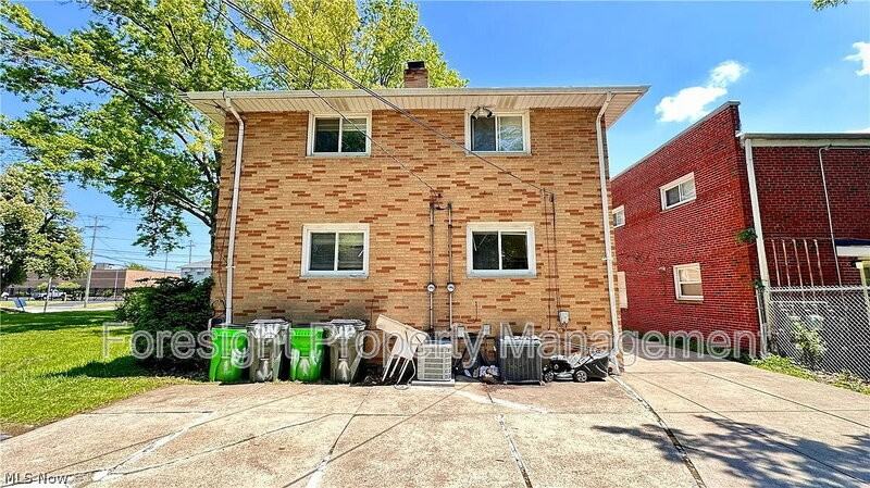 1434 E 222nd St - Photo 3 of 15