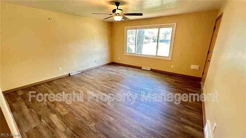 1434 E 222nd St - Photo 5 of 15