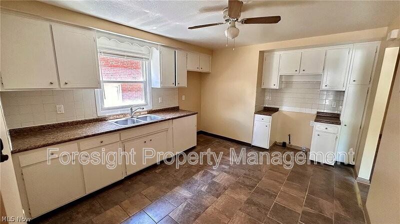 1434 E 222nd St - Photo 7 of 15