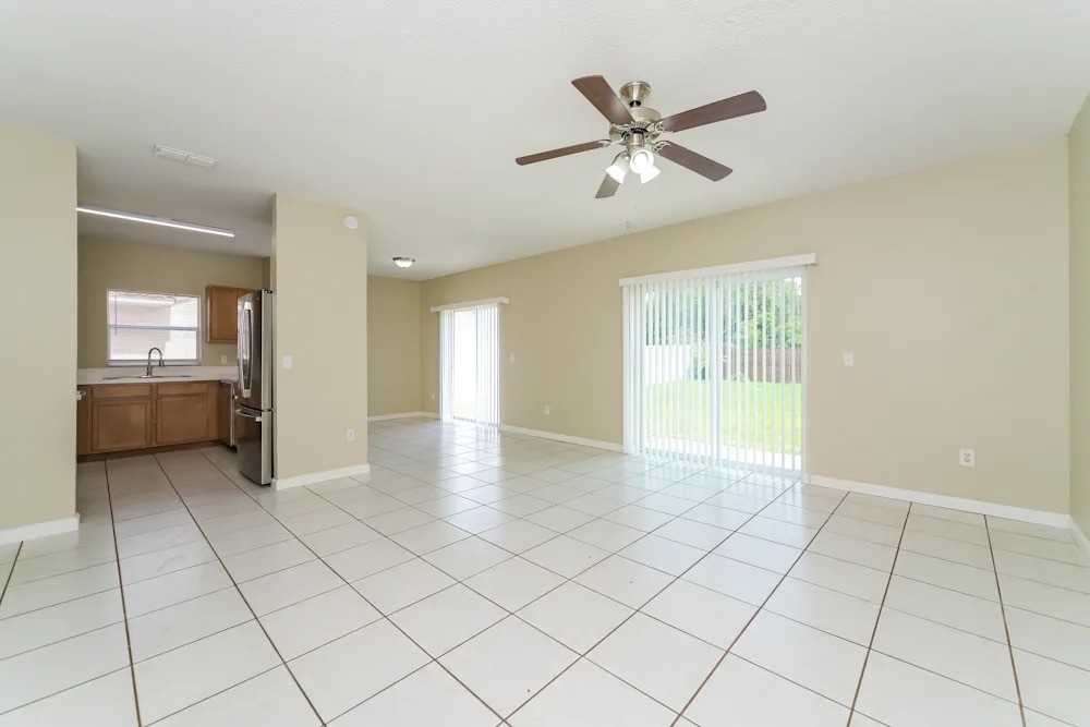 2337 Cordova Ct - Photo 5 of 10