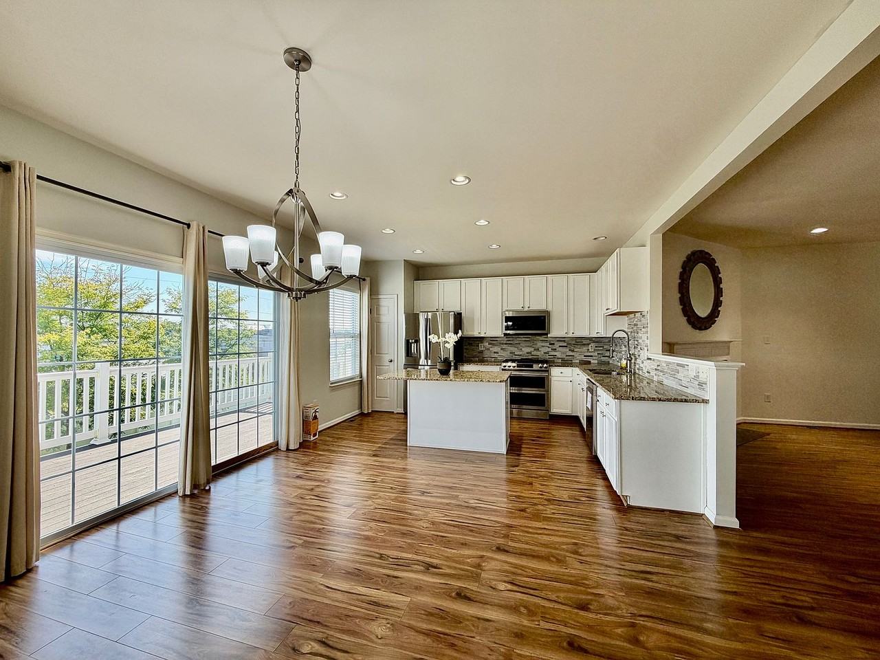 419 Jacobsen Dr #419 - Photo 4 of 21