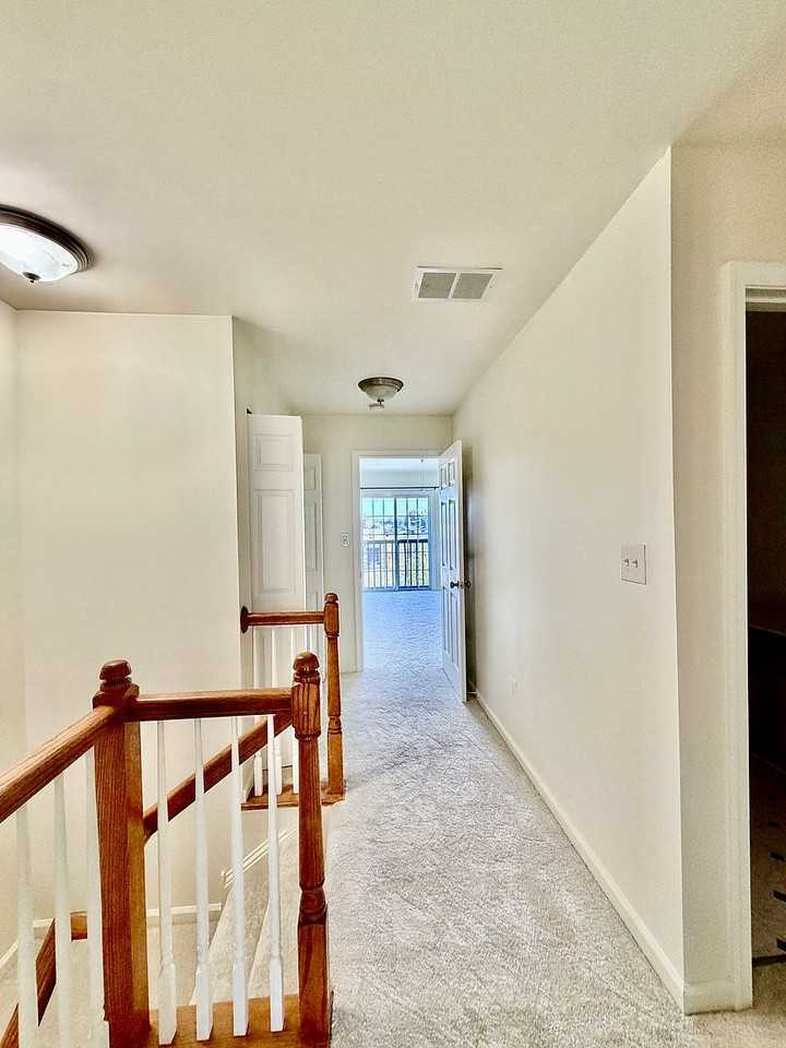 419 Jacobsen Dr #419 - Photo 6 of 21