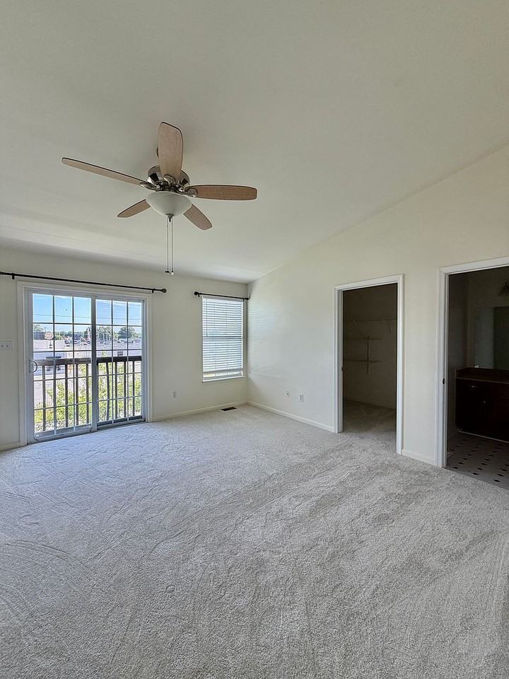 419 Jacobsen Dr #419 - Photo 7 of 21