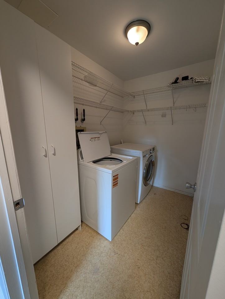 1307 Maresfield Ct - Photo 5 of 28