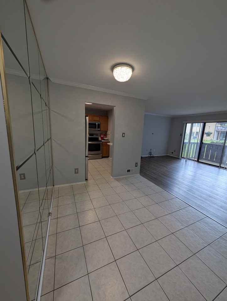 1307 Maresfield Ct - Photo 6 of 28