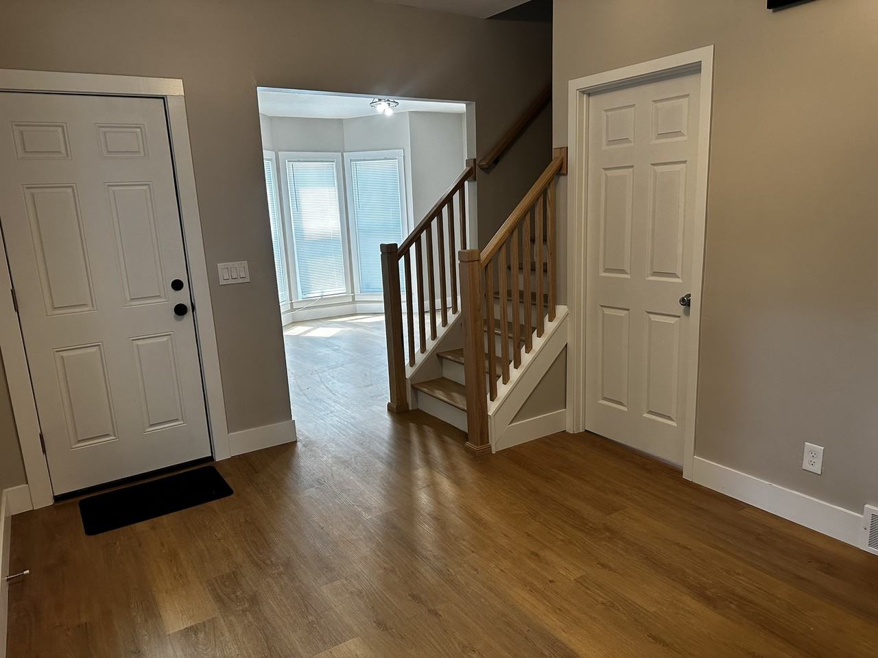268 Jefferson Ter - Photo 5 of 12