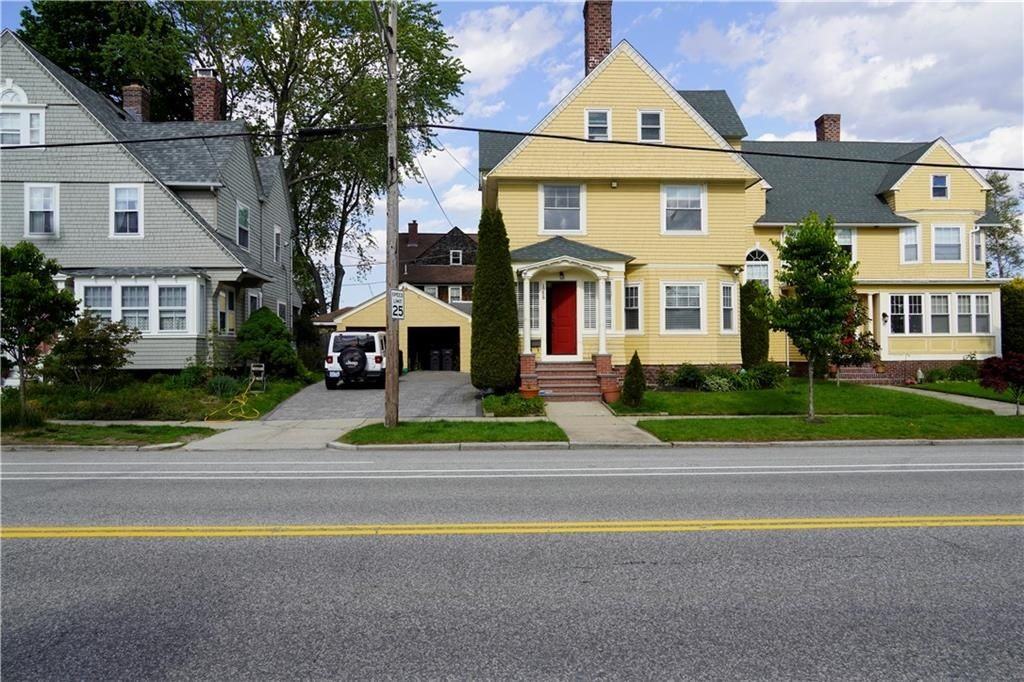 1358 Narragansett Blvd - Photo 2 of 39