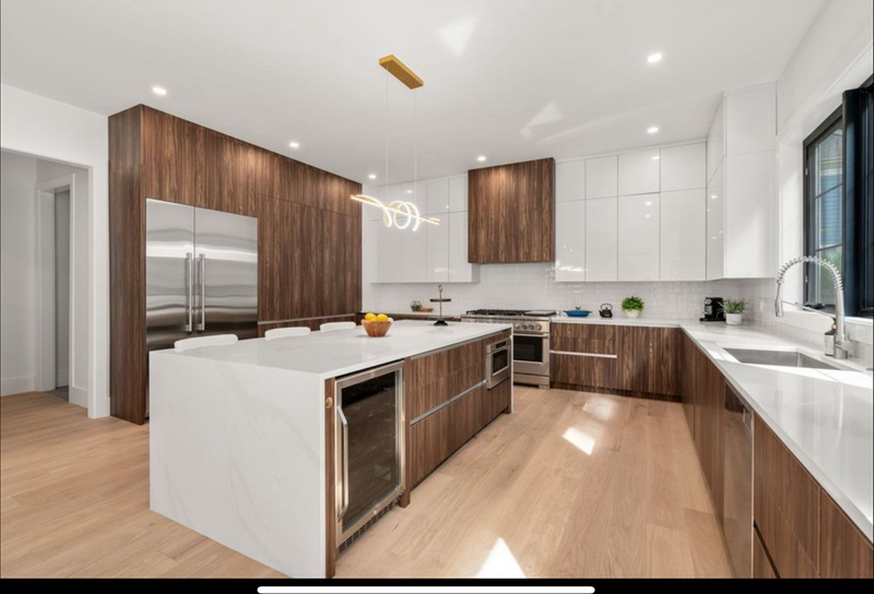 28 Newtonville Ave - Photo 3 of 31