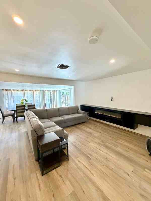 20457 Eccles St - Photo 7 of 10