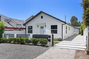723 Chestnut Ave - Photo 1 of 1